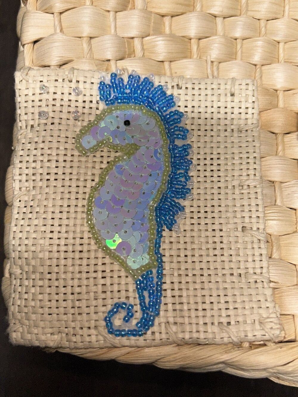 Woven Cornhusk Tote with tropical beadwork and leather handles - Picture 4 of 9